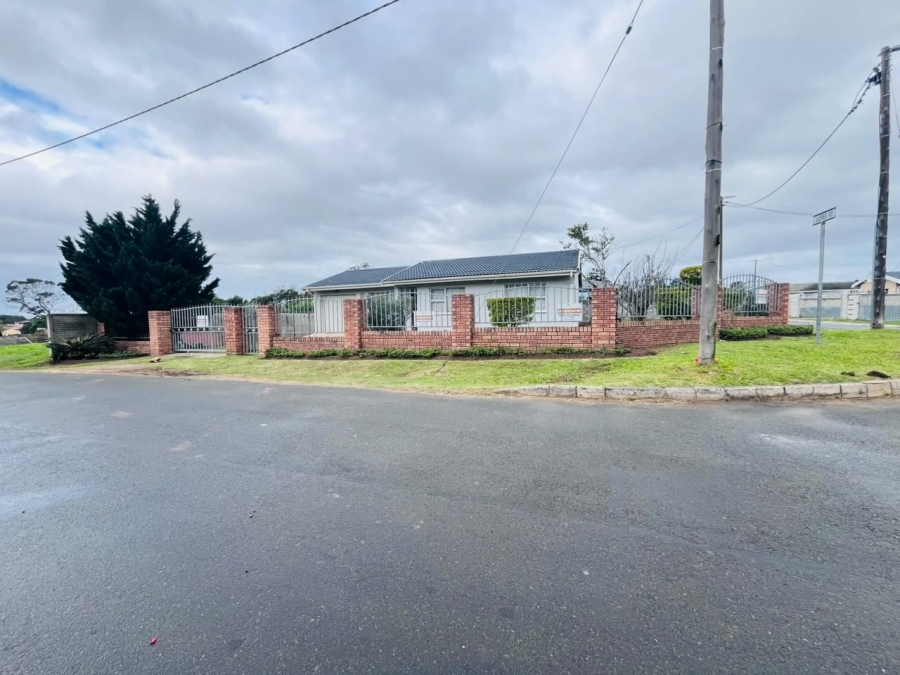 3 Bedroom Property for Sale in Amalinda Eastern Cape